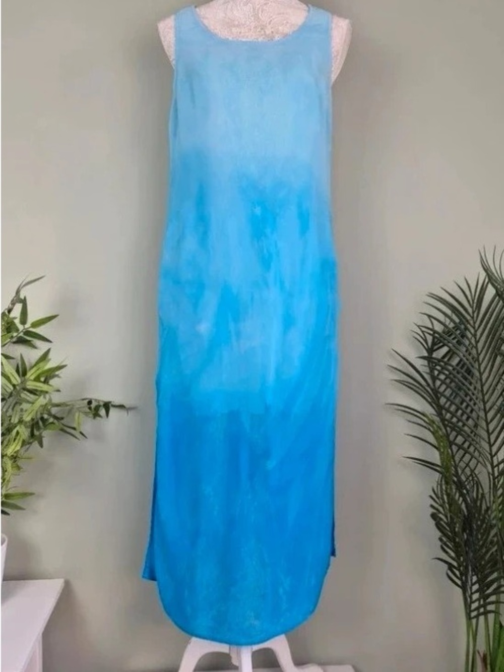 Sleeveless Ombre Blue Maxi Dress